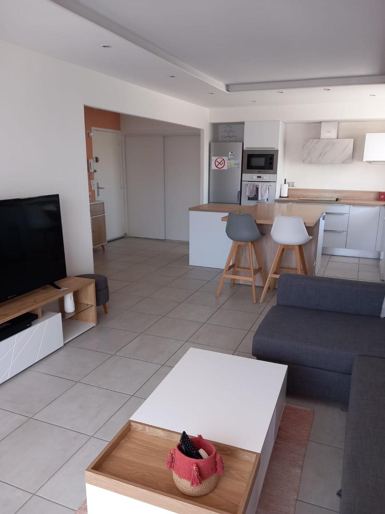 Appartement 1Er Etage, 66 M² Ла-Сейн-сюр-Мер Экстерьер фото